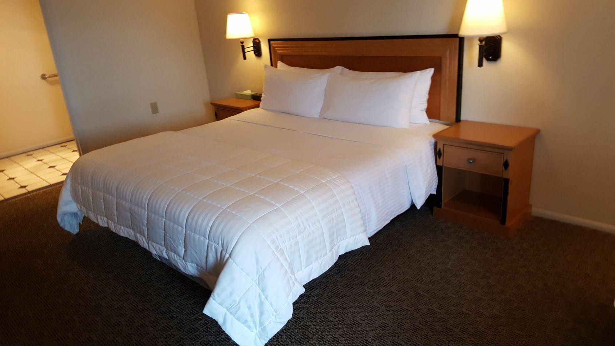 Japan House Suites Coeur d'Alene Eksteriør billede